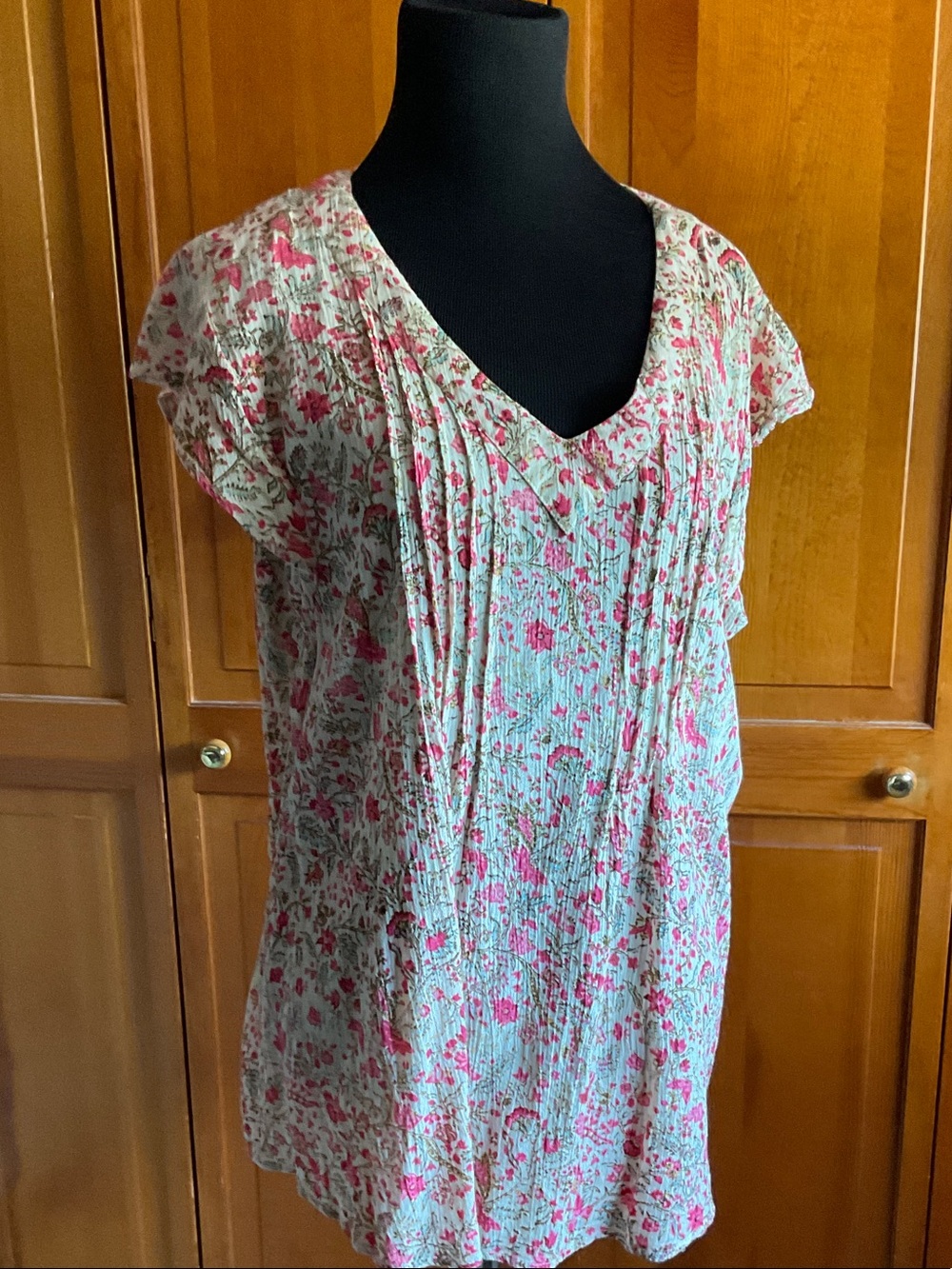 Coldwater Creek Pink Floral V-Neck Tunic